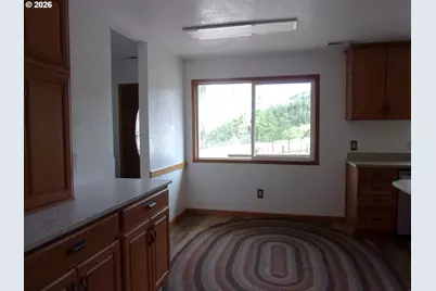 375 Jordan Creek Rd, Riddle, OR 97469 - Photo 7