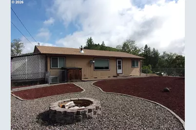 375 Jordan Creek Rd, Riddle, OR 97469 - Photo 1