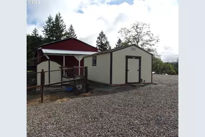 375 Jordan Creek Rd, Riddle, OR 97469 - Photo 21