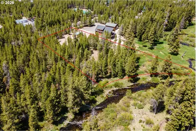 Teatable, Crescent Lake, OR 97733 - Photo 11