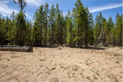 Teatable, Crescent Lake, OR 97733 - Photo 17