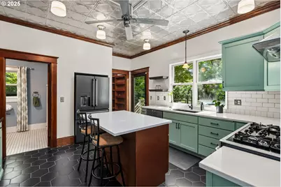 928 SE 18th Ave, Portland, OR 97214 - Photo 15