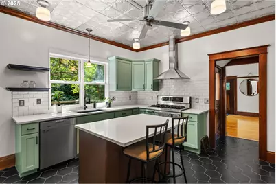 928 SE 18th Ave, Portland, OR 97214 - Photo 13