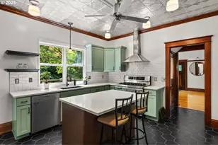 928 SE 18th Ave, Portland, OR 97214 - Photo 13