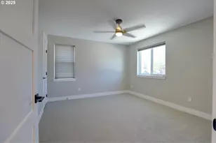 211 NW Heisler St, Dufur, OR 97021 - Photo 19