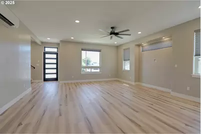 211 NW Heisler St, Dufur, OR 97021 - Photo 3