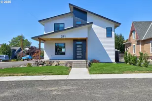 211 NW Heisler St, Dufur, OR 97021 - Photo 1