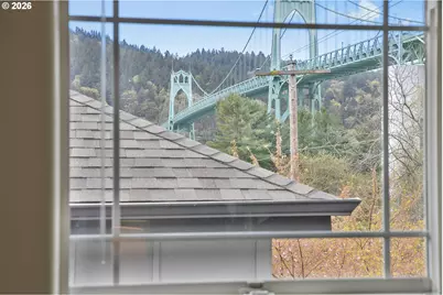 6748 N Pittsburg Ave, Portland, OR 97203 - Photo 5