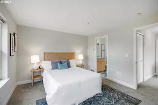 6748 N Pittsburg Ave, Portland, OR 97203 - Photo 15