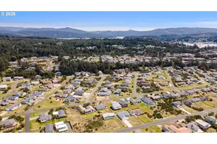 2413 NW Oceania Dr, Waldport, OR 97394 - Photo 29