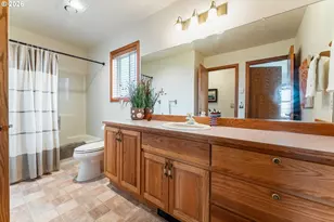 2413 NW Oceania Dr, Waldport, OR 97394 - Photo 21