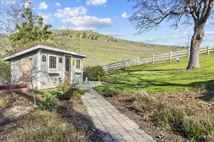 3465 Three Mile Rd, The Dalles, OR 97058 - Photo 15