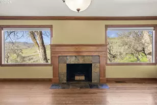 3465 Three Mile Rd, The Dalles, OR 97058 - Photo 9