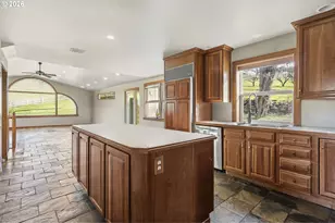 3465 Three Mile Rd, The Dalles, OR 97058 - Photo 7