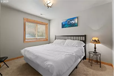 68182 E Twinberry Loop, Welches, OR 97067 - Photo 27