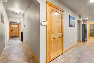 68182 E Twinberry Loop, Welches, OR 97067 - Photo 9