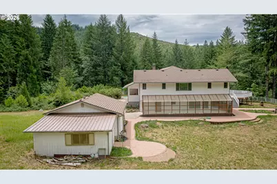 2690 Bear Creek Rd, Cottage Grove, OR 97424 - Photo 31