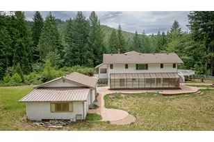 2690 Bear Creek Rd, Cottage Grove, OR 97424 - Photo 31