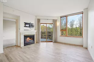 1132 SW 19th Ave, Portland, OR 97205 - Photo 5