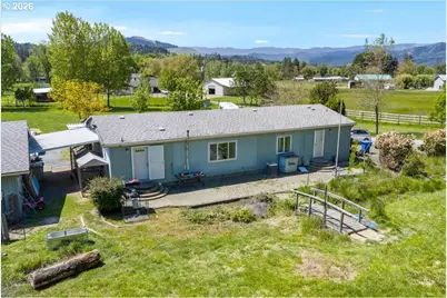 2447 Stringer Gap Rd, Grants Pass, OR 97527 - Photo 5