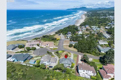 557 NW 54th St, Newport, OR 97365 - Photo 5