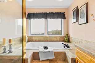 557 NW 54th St, Newport, OR 97365 - Photo 31