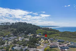 557 NW 54th St, Newport, OR 97365 - Photo 3