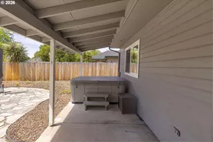 196 Nadine Ln, Central Point, OR 97502 - Photo 41