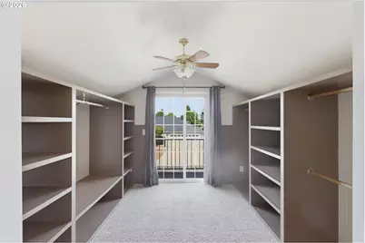 196 Nadine Ln, Central Point, OR 97502 - Photo 21