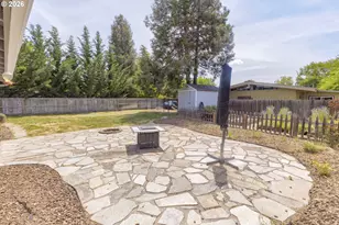 196 Nadine Ln, Central Point, OR 97502 - Photo 39