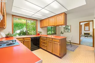 6010 SW Texas Ct, Portland, OR 97219 - Photo 17