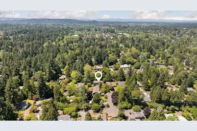 6010 SW Texas Ct, Portland, OR 97219 - Photo 33