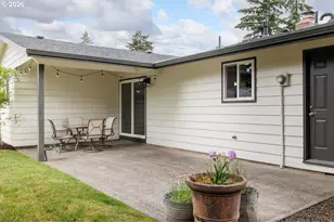 13260 SW Evergreen St, Beaverton, OR 97005 - Photo 23