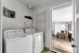 8451 SE Bush St, Portland, OR 97266 - Photo 15