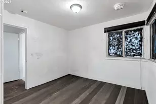 8451 SE Bush St, Portland, OR 97266 - Photo 13