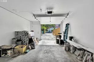 8451 SE Bush St, Portland, OR 97266 - Photo 33