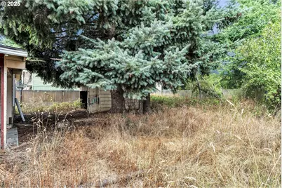 8451 SE Bush St, Portland, OR 97266 - Photo 35