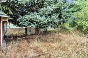 8451 SE Bush St, Portland, OR 97266 - Photo 35