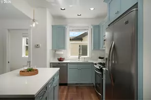 7515 SW Capitol Hwy, Portland, OR 97219 - Photo 7