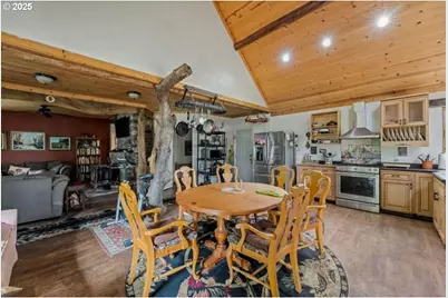 6425 Lake Shore Dr, Selma, OR 97538 - Photo 7