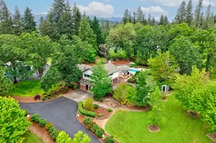 351 Champagne Ct, Roseburg, OR 97471 - Photo 39