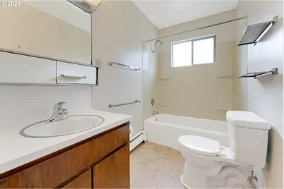 6802 SW Canyon Rd, Portland, OR 97225 - Photo 9