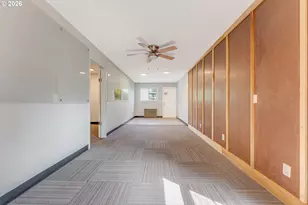 6802 SW Canyon Rd, Portland, OR 97225 - Photo 27