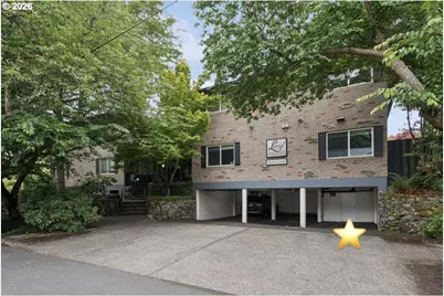 1824 NE Wasco St #4, Portland, OR 97232 - Photo 1