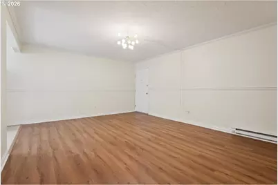 1824 NE Wasco St #4, Portland, OR 97232 - Photo 5
