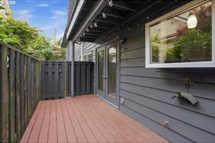 1824 NE Wasco St, Portland, OR 97232 - Photo 21