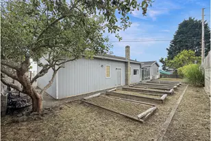 98603 Camellia Dr, Brookings, OR 97415 - Photo 45