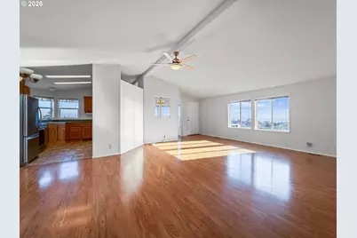 98603 Camellia Dr, Brookings, OR 97415 - Photo 13