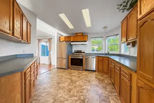 98603 Camellia Dr, Brookings, OR 97415 - Photo 7
