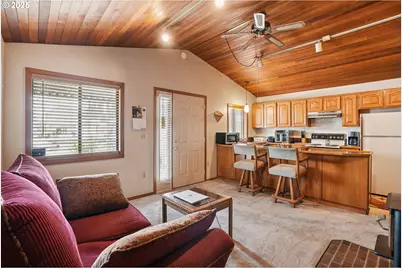 19609 NE Marine Dr #C-4, Portland, OR 97230 - Photo 11